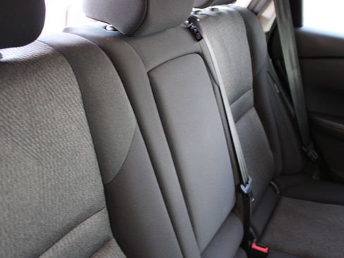 Used 2024 Nissan Rogue SV FWD image 26