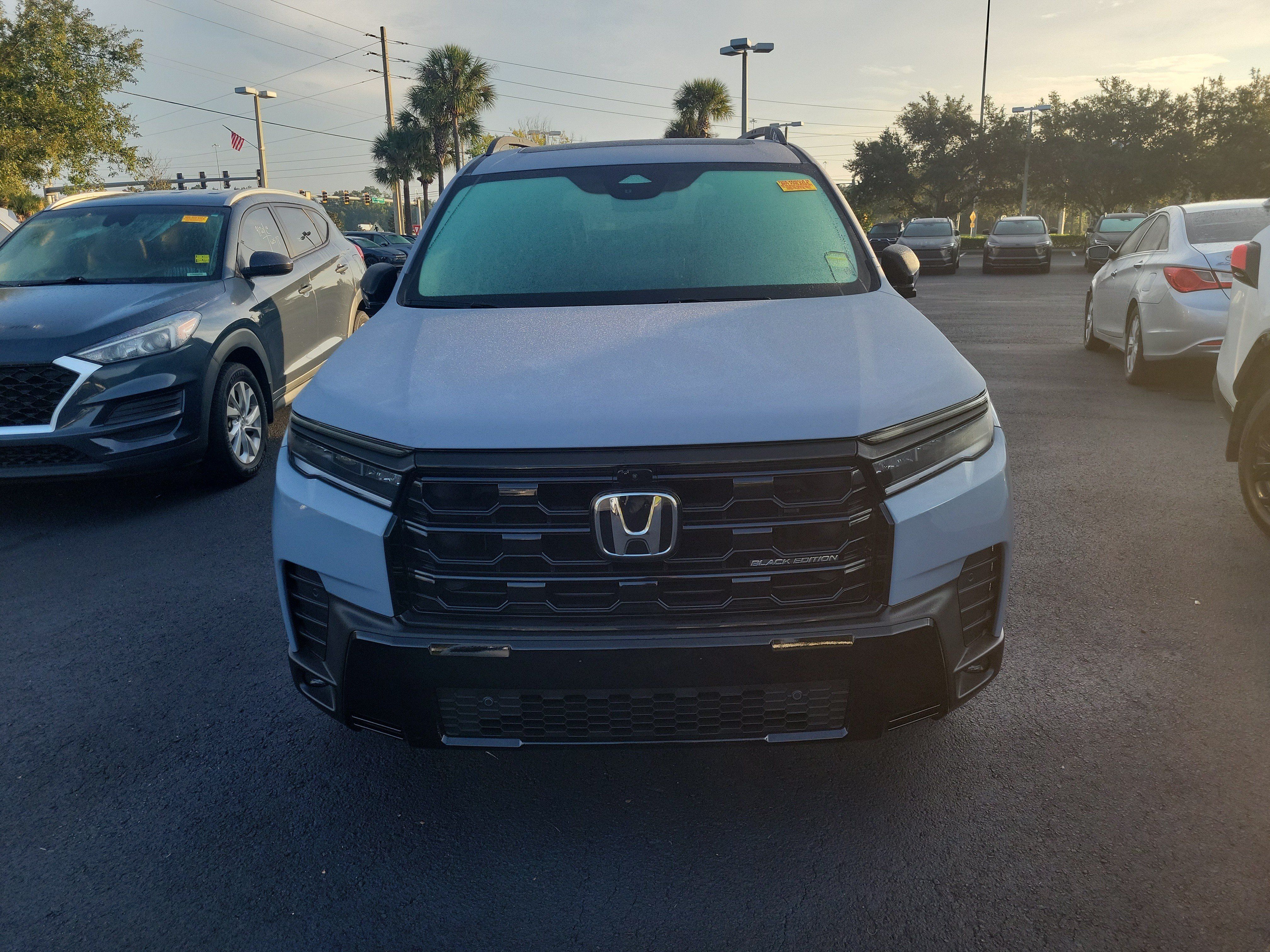 Used 2026 Honda Pilot Black Edition image 8