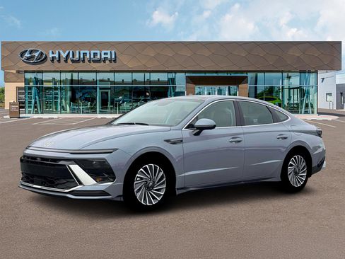 New 2026 Hyundai Sonata Limited image 2