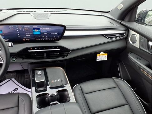 Used 2026 Buick Enclave Avenir w/ Super Cruise Package AWD/4WD image 15