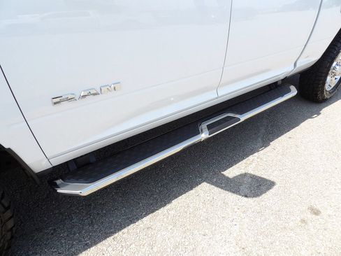 Used 2024 RAM 2500 Big Horn AWD/4WD image 51