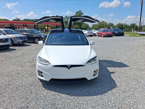 Used 2016 Tesla Model X 90D AWD/4WD image 10