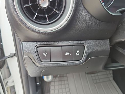 Used 2021 Kia Forte LXS FWD image 20