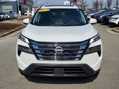 Certified 2024 Nissan Rogue SV w/ SV Premium Package image 9