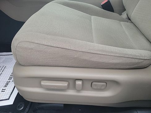 Used 2016 Honda Pilot EX image 14