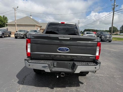 Used 2017 Ford F250 Lariat w/ Chrome Package AWD/4WD image 6
