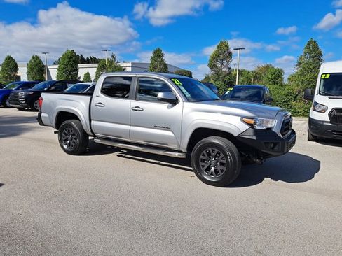 Used 2021 Toyota Tacoma SR5 image 31