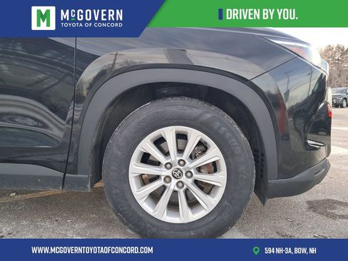 Used 2024 Toyota Grand Highlander XLE image 4