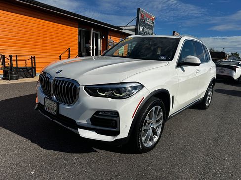 Used 2019 BMW X5 xDrive40i w/ Premium Package 2 image 1
