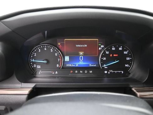 Used 2021 Ford Explorer Limited w/ Equipment Group 301A RWD image 6