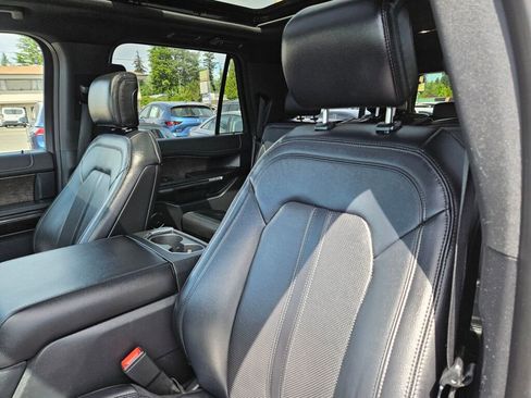 Used 2019 Ford Expedition Max Limited AWD/4WD image 19