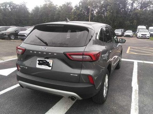 Used 2024 Ford Escape Active AWD/4WD image 3