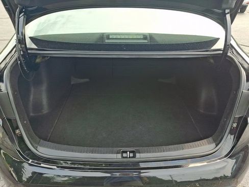 Used 2024 Toyota Corolla LE FWD image 28