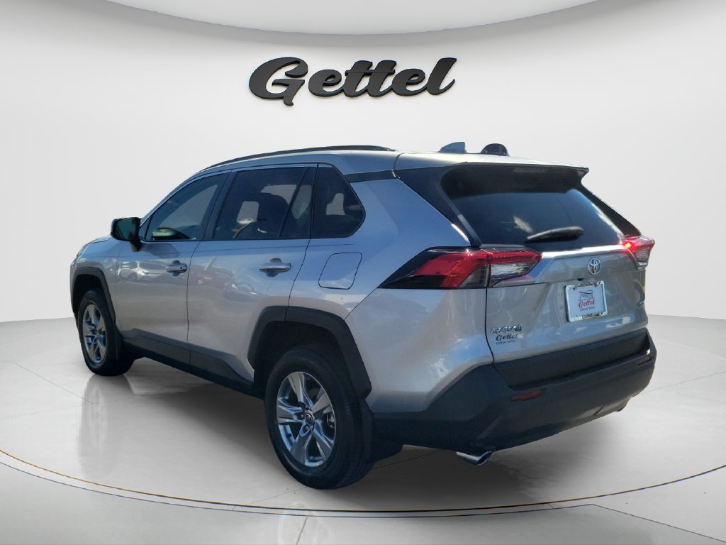 Used 2024 Toyota RAV4 XLE w/ Convenience Package FWD image 7