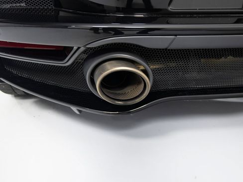 Used 2023 McLaren GT RWD image 46