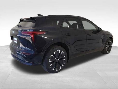 New 2025 Chevrolet Blazer EV RS image 4