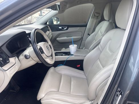 Used 2021 Volvo XC60 T6 Inscription image 7