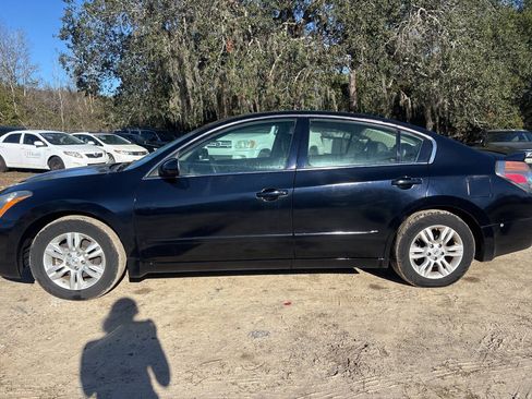 Used 2012 Nissan Altima 2.5 S w/ 20th Anniversary Pkg FWD image 3