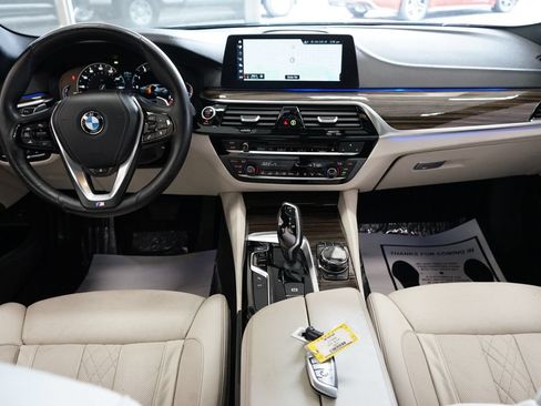 Used 2017 BMW 540i xDrive AWD/4WD image 49