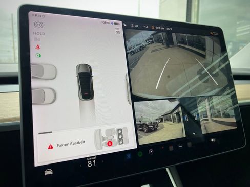 Used 2021 Tesla Model Y Long Range image 54