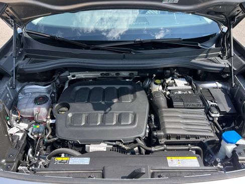 Used 2026 Volkswagen Tiguan S FWD image 12