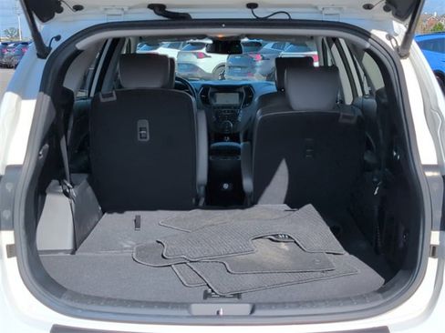 Used 2018 Hyundai Santa Fe Limited image 5