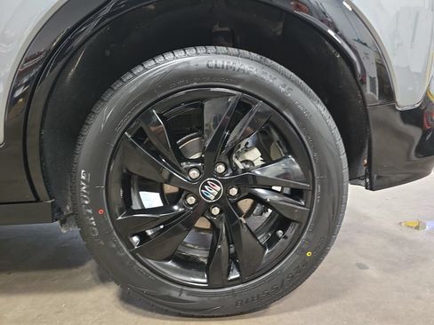 Certified 2024 Buick Encore GX Sport Touring AWD/4WD image 33