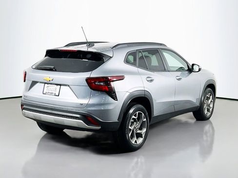 New 2026 Chevrolet Trax LT image 5