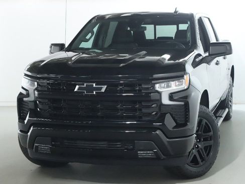 Used 2023 Chevrolet Silverado 1500 RST w/ Convenience Package II AWD/4WD image 3