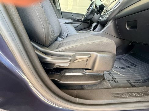 Used 2018 Chevrolet Equinox LT AWD/4WD image 13