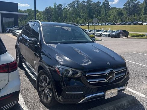 Used 2023 Mercedes-Benz GLE 450 4MATIC image 2