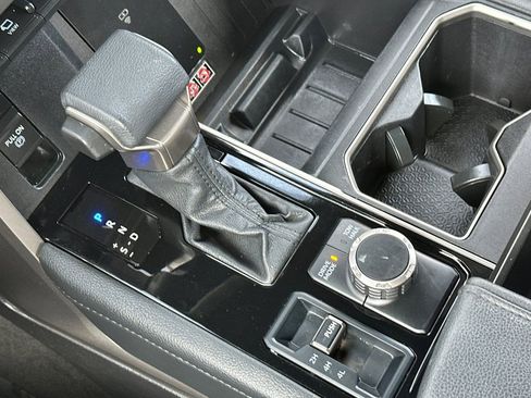 Used 2025 Toyota Tundra Limited image 20