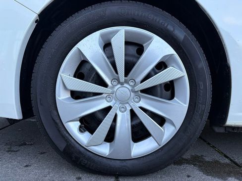 Used 2023 Subaru Impreza 2.0i image 10