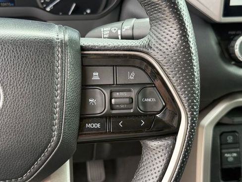 Used 2022 Toyota Tundra Limited w/ Power Package AWD/4WD image 16