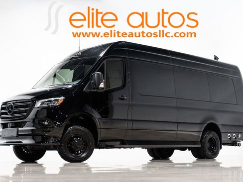Used 2024 Mercedes-Benz Sprinter 3500 image 1
