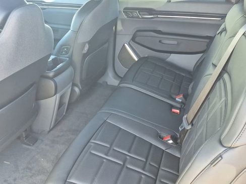 New 2026 Kia EV9 Land image 13