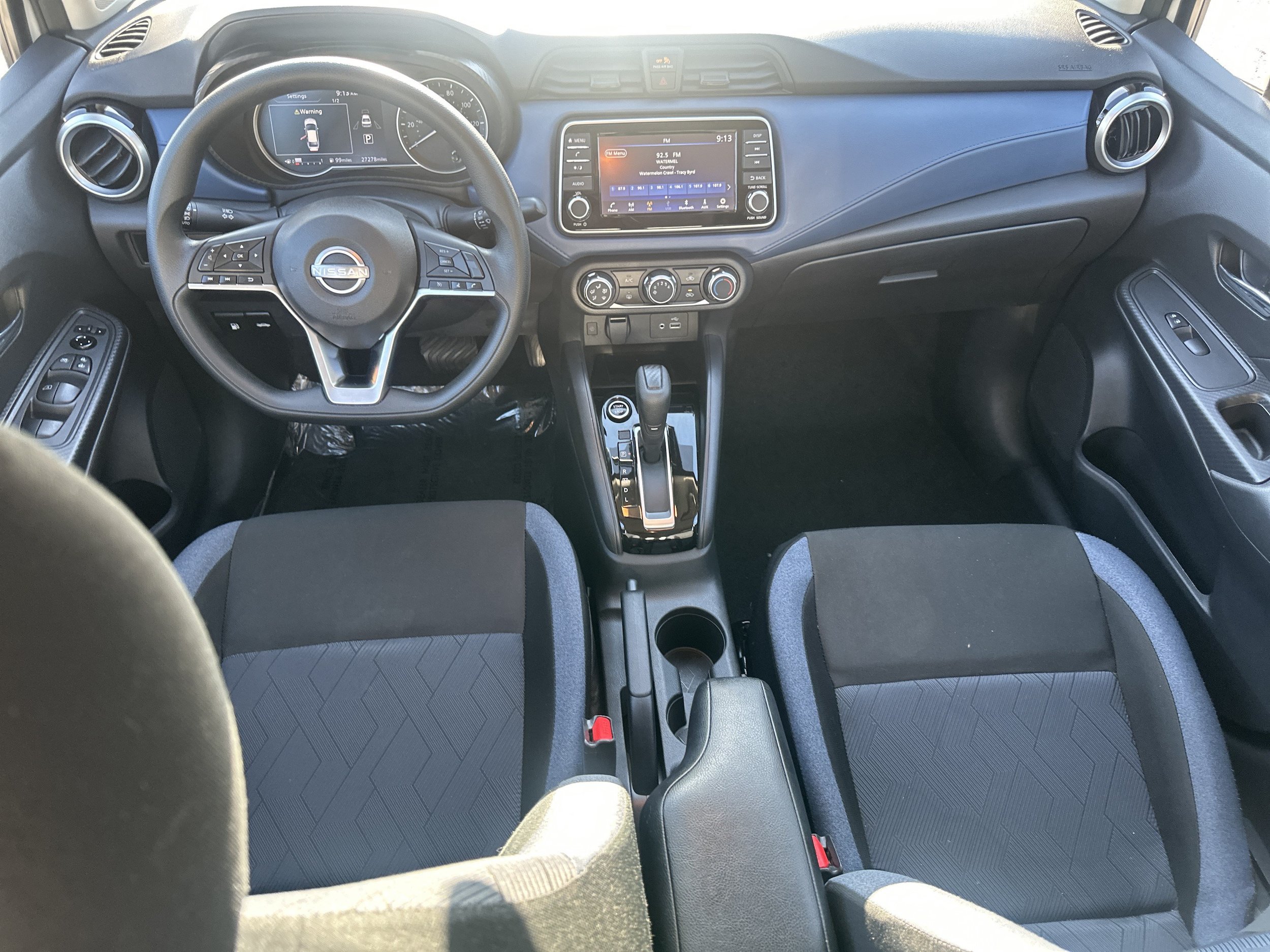 Used 2025 Nissan Versa SV FWD image 22