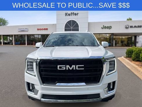 Used 2021 GMC Yukon SLT RWD image 3