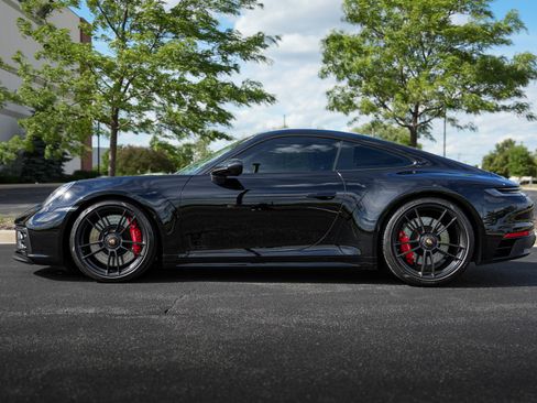 Used 2024 Porsche 911 Carrera 4 GTS AWD/4WD image 9