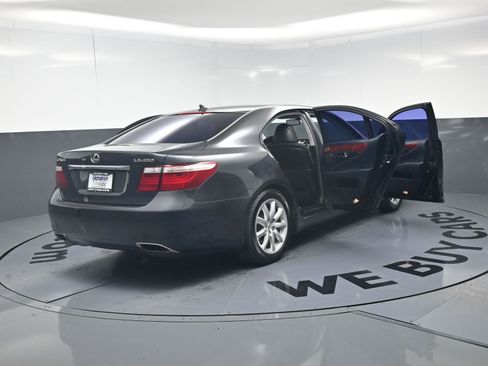 Used 2008 Lexus LS 460 RWD image 26