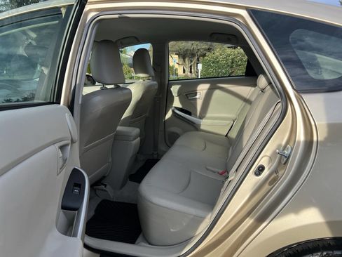 Used 2010 Toyota Prius Five FWD image 24