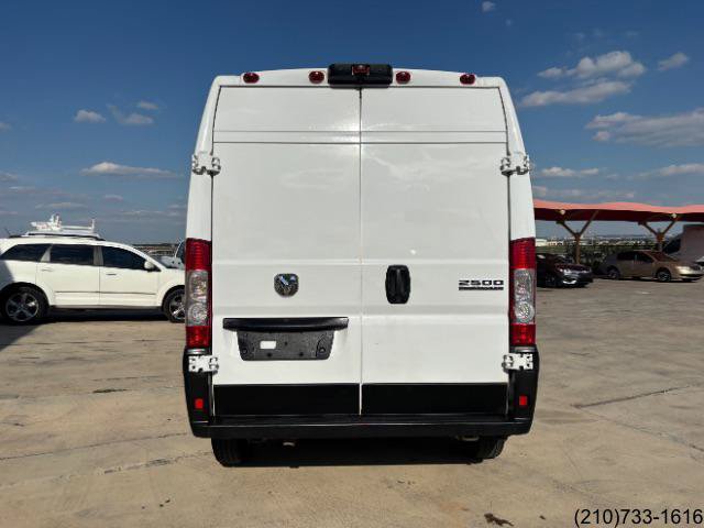 Used 2024 RAM ProMaster 2500 w/ Convenience Group FWD image 6