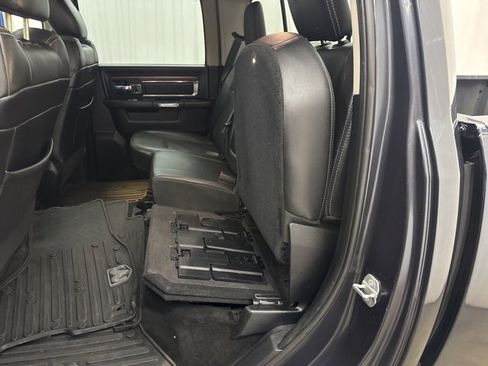 Used 2016 RAM 1500 Laramie w/ Convenience Group image 8