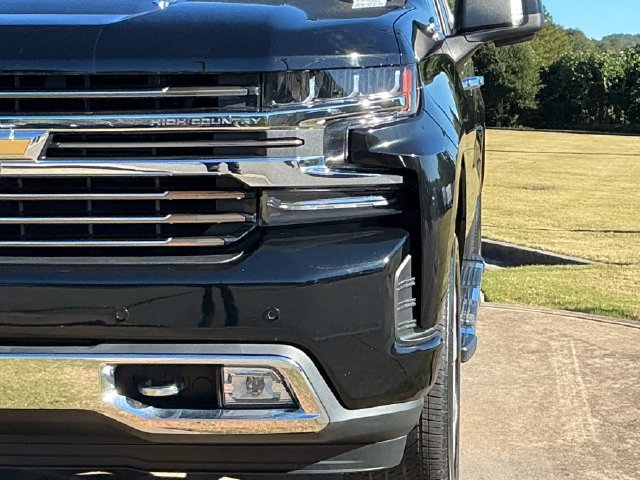 Used 2022 Chevrolet Silverado 1500 High Country AWD/4WD image 11