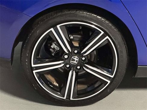 Certified 2023 Honda Accord Sport image 12