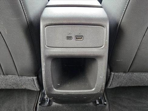 Used 2024 Chevrolet Trax ACTIV w/ Sunroof Package FWD image 17