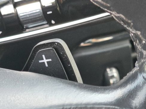 Used 2021 Lincoln Corsair AWD image 9
