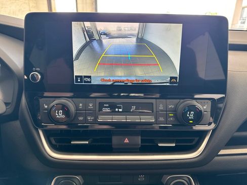 Certified 2025 Toyota Grand Highlander AWD image 26