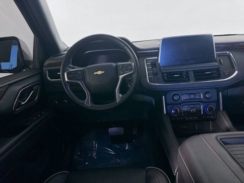 Used 2023 Chevrolet Tahoe Premier AWD/4WD image 32