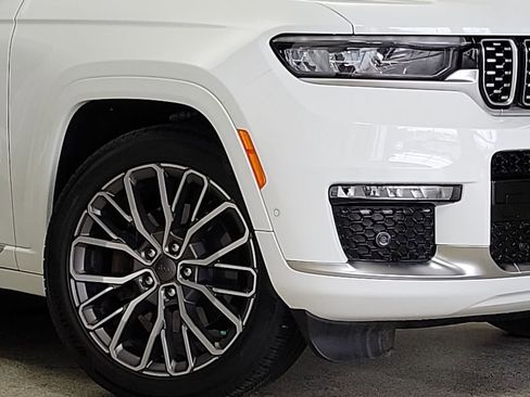 Used 2024 Jeep Grand Cherokee L Summit image 3